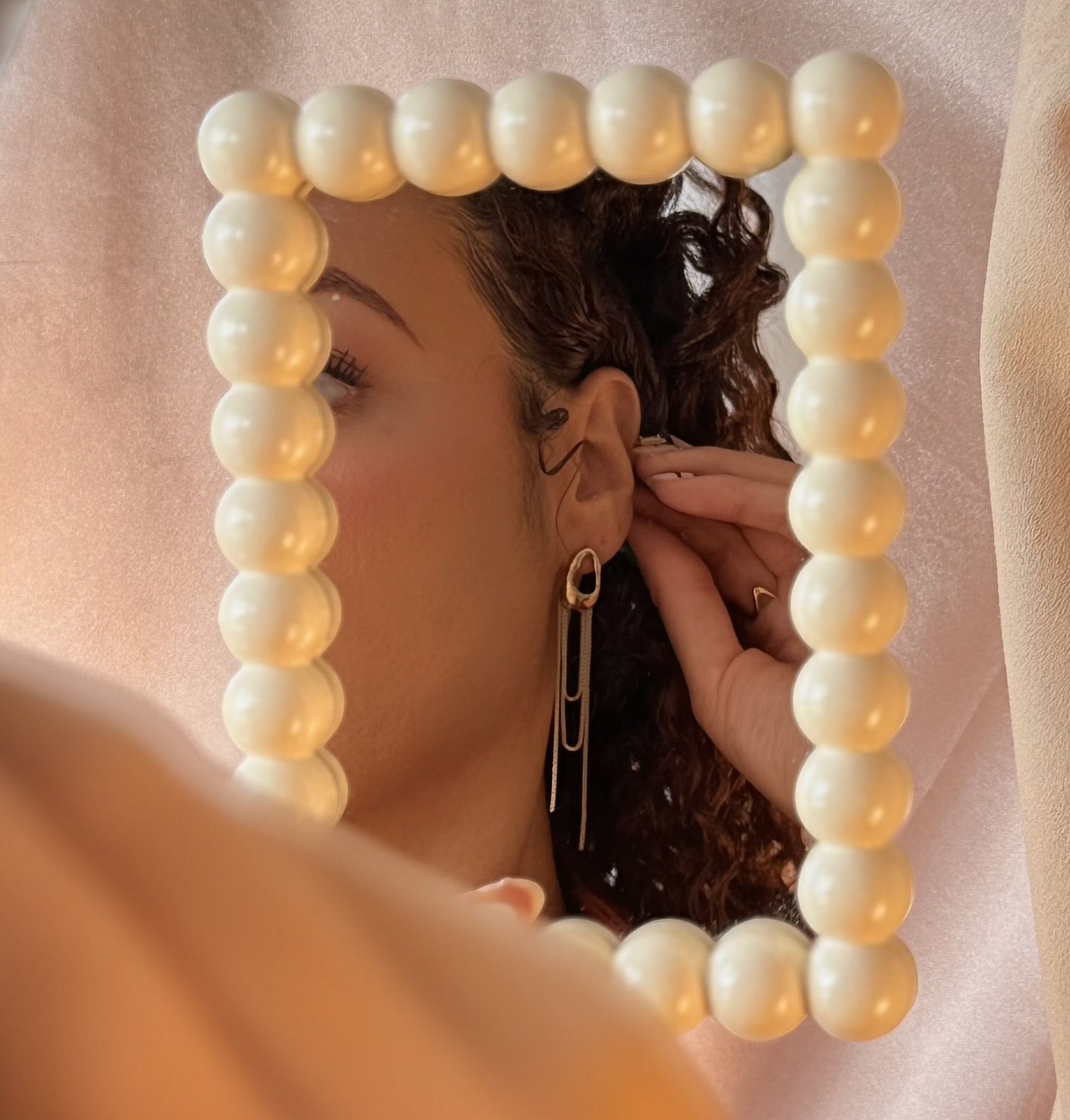 Elegant Chain Dangle Earrings - Gold