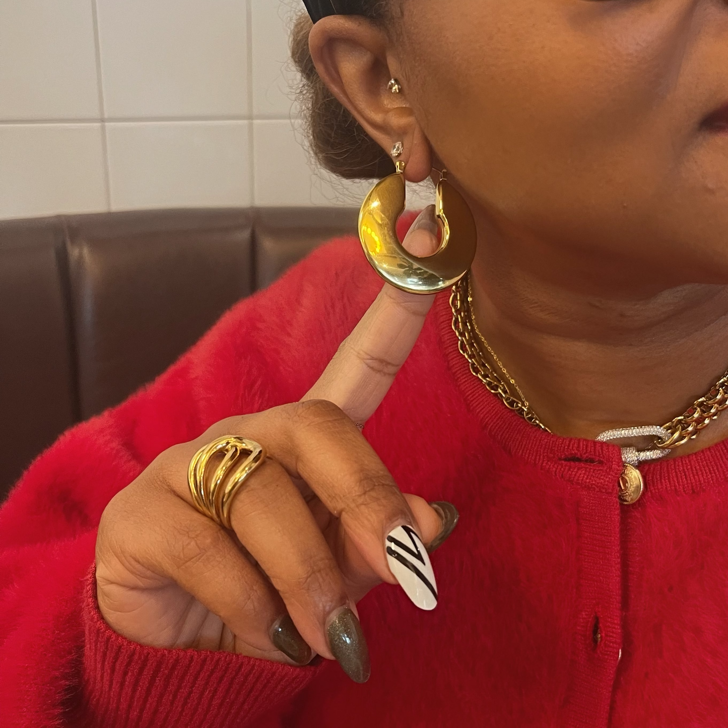 Thick Open Circle Hoop Earrings - Gold