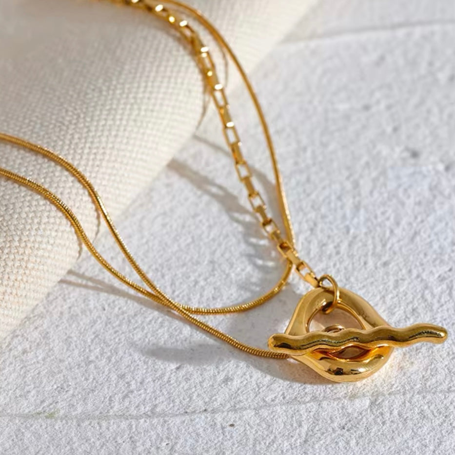 Abstract Double Layer OT Buckle Necklace - Gold
