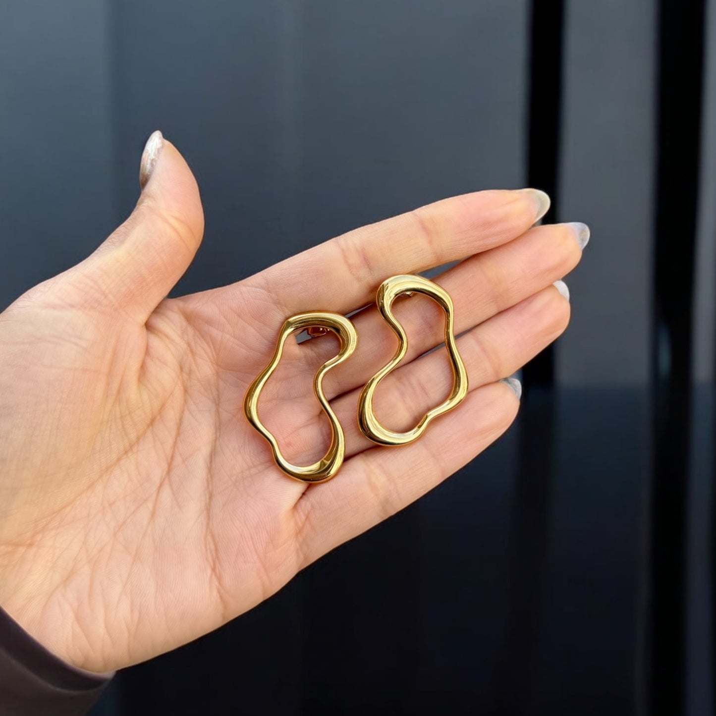 Modern Muse Abstract Drop Earrings - Gold