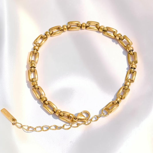 Bar Link Bead Bracelet | The Consciously Lisa Collection