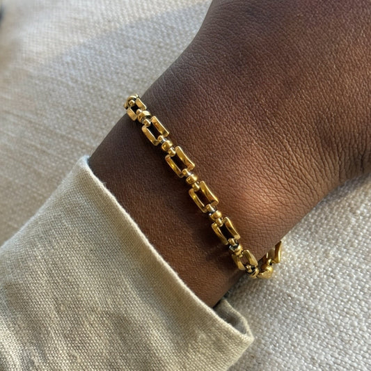 Bar Link Bead Bracelet | The Consciously Lisa Collection