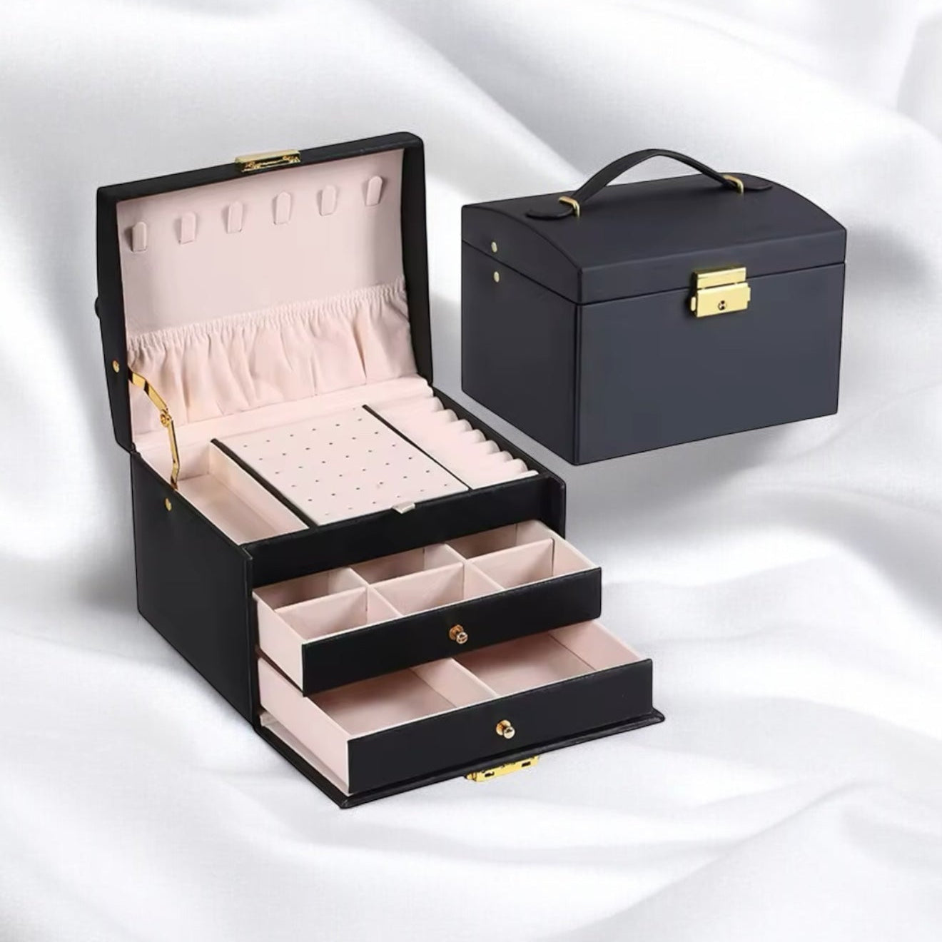 [PRE-ORDER: Ships on or before 3/15]  3 Layer Jewelry Case with Lock