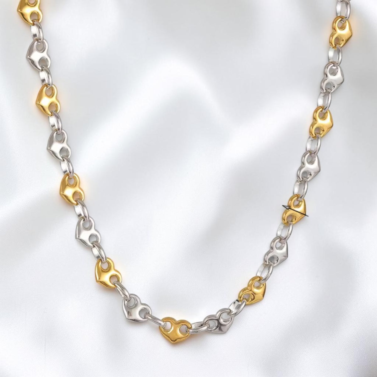Pig Nose Heart Link Chain Necklace - Mixed Metal