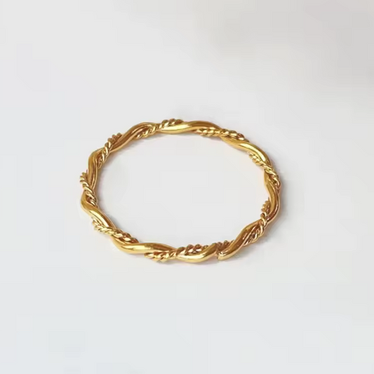 Dainty Twisted Stacking Ring - Gold