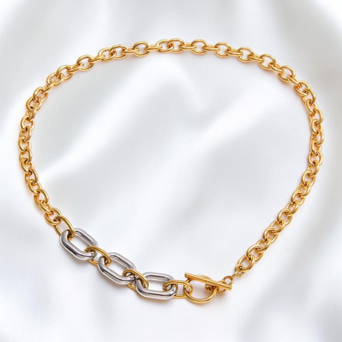 Chunky Rolo Chain Toggle Necklace – Mixed Metal