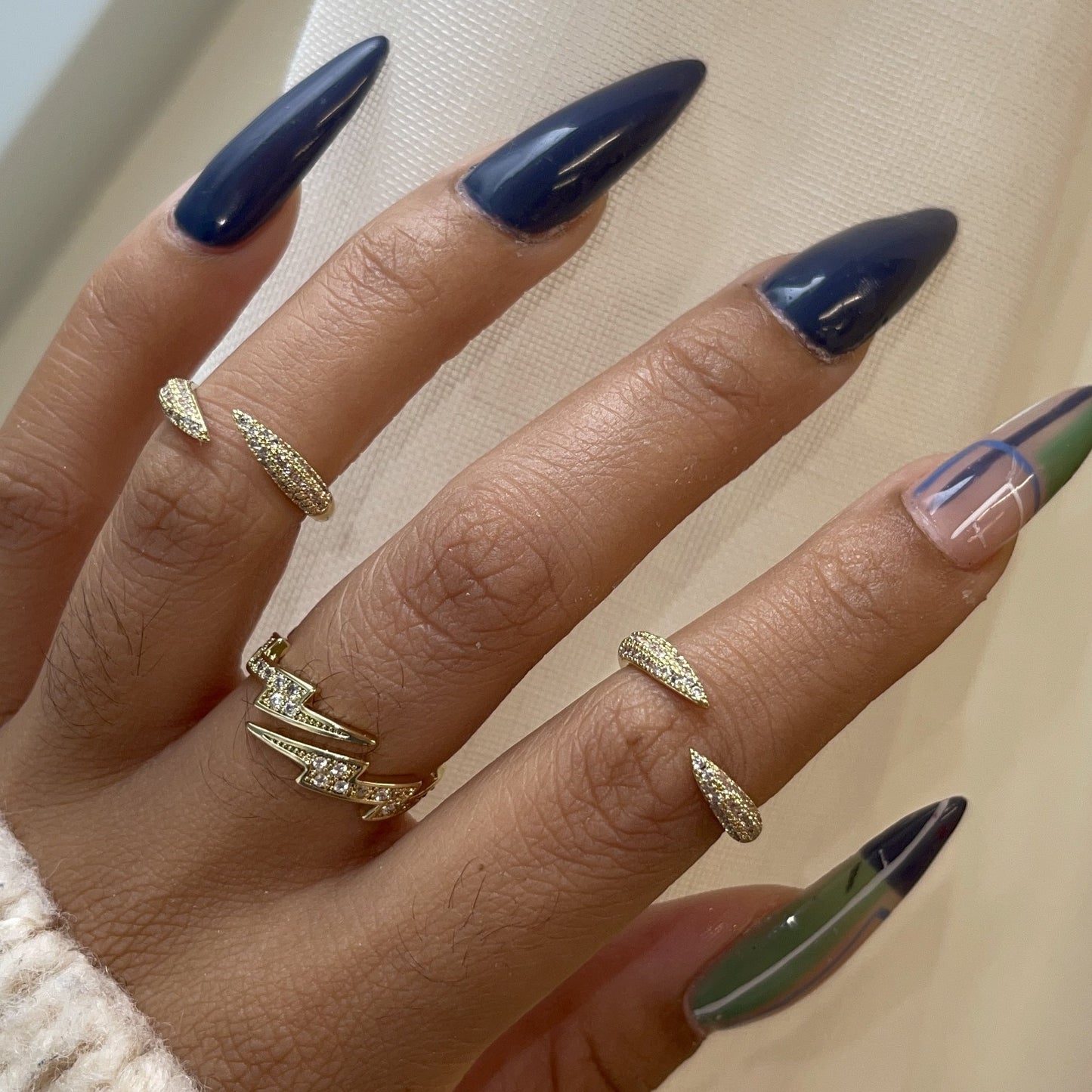 Striking Ring Set - Gold